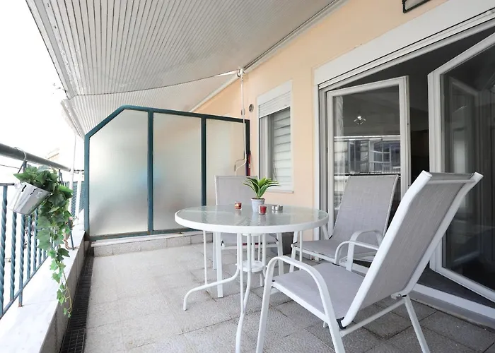 Ladadika Terraza #2 *