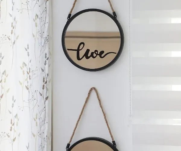 Ladadika Terraza #2 *